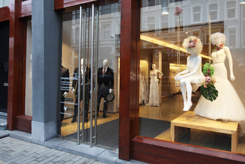 Bruidsmode in Almelo